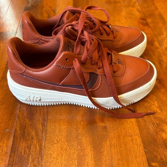 Nike Air Force 1 Sage Low - Picture 3 of 5